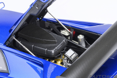 79135 1/18 LAMBORGHINI DIABLO GT-R （MONTEREY BLUE）