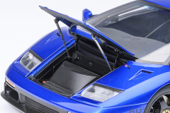 79135 1/18 LAMBORGHINI DIABLO GT-R （MONTEREY BLUE）