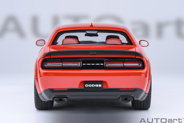 71764 1/18 DODGE CHALLENGER SRT JAILBREAK 2022 (TORRED)