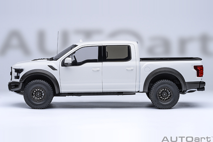 72946 1/18 FORD F-150 RAPTOR SUPERCREW 2019 (OXFORD WHITE)