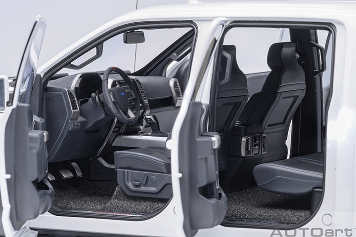 72946 1/18 FORD F-150 RAPTOR SUPERCREW 2019 (OXFORD WHITE)