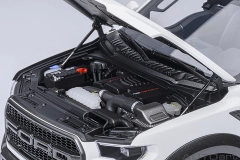 72946 1/18 FORD F-150 RAPTOR SUPERCREW 2019 (OXFORD WHITE)