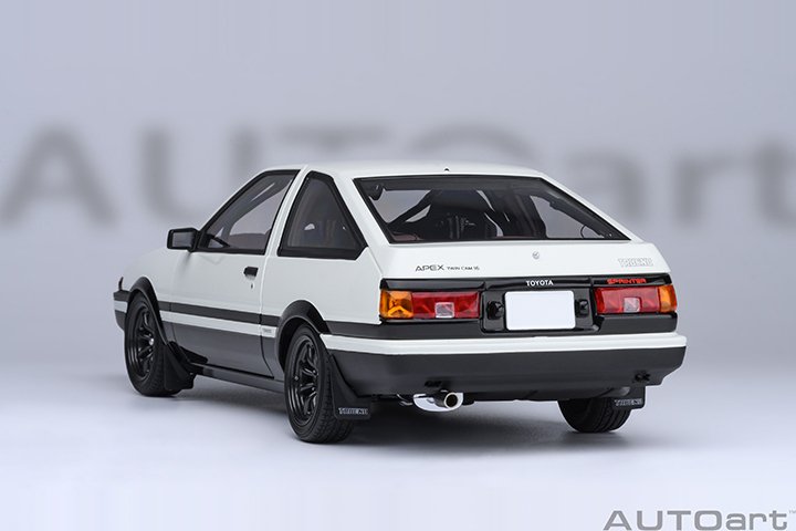 78787 1/18 TOYOTA SPRINTER TRUENO (AE86) INITIAL D PROJECT D FINAL VERSION (30th ANNIVERSARY)