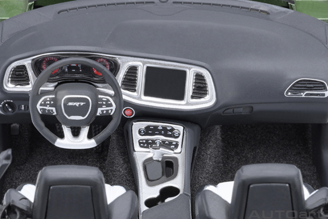 71761 1/18 DODGE CHALLENGER SRT JAILBREAK 2022 (F8 GREEN)