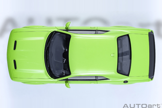 71769 1/18 DODGE CHALLENGER SRT SUPER STOCK 2023 (SUBLIME/GREEN)