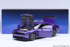 71768 1/18 DODGE CHALLENGER SRT SUPER STOCK 2023 (PLUM CRAZY/PURPLE)