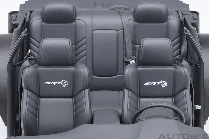 71769 1/18 DODGE CHALLENGER SRT SUPER STOCK 2023 (SUBLIME/GREEN)