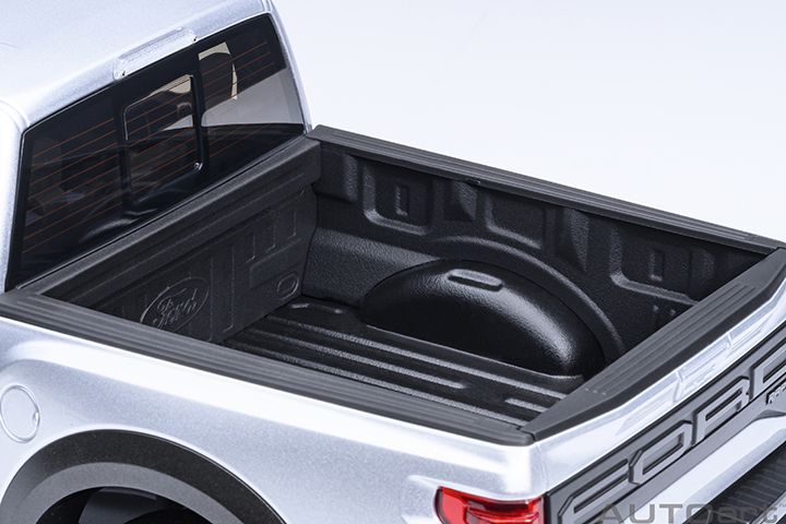 72950 1/18 FORD F-150 RAPTOR SUPERCREW 2019 (INGOT SILVER)