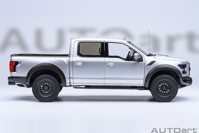 72950 1/18 FORD F-150 RAPTOR SUPERCREW 2019 (INGOT SILVER)