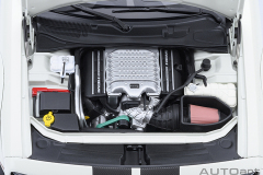 71766 1/18 DODGE CHALLENGER SRT SUPER STOCK 2023 (KNUCKLE WHITE)