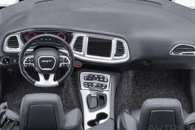 71766 1/18 DODGE CHALLENGER SRT SUPER STOCK 2023 (KNUCKLE WHITE)