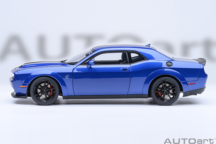 71763 1/18 DODGE CHALLENGER SRT JAILBREAK 2022 (INDIGO BLUE)