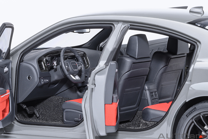 1/18 DODGE CHARGER SCAT PACK WIDEBODY (DESTROYER GREY)