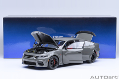 71756 1/18 DODGE CHARGER SCAT PACK WIDEBODY (DESTROYER GREY)