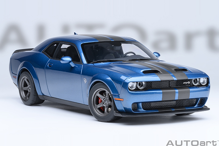 71767 1/18 DODGE CHALLENGER SRT SUPER STOCK 2023 (FROSBITE/BLUE)