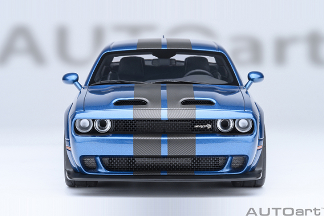 71767 1/18 DODGE CHALLENGER SRT SUPER STOCK 2023 (FROSBITE/BLUE)