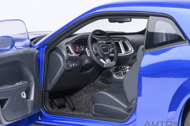 71763 1/18 DODGE CHALLENGER SRT JAILBREAK 2022 (INDIGO BLUE)