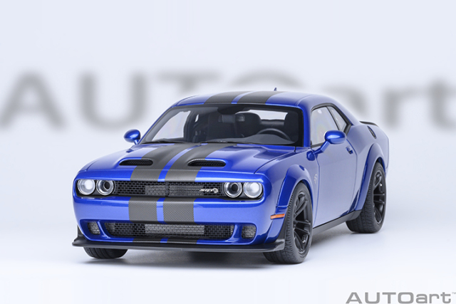 71763 1/18 DODGE CHALLENGER SRT JAILBREAK 2022 (INDIGO BLUE)
