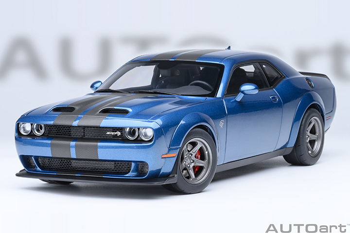 71767 1/18 DODGE CHALLENGER SRT SUPER STOCK 2023 (FROSBITE/BLUE)