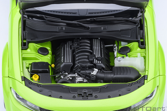 71758 1/18 DODGE CHARGER SCAT PACK WIDEBODY (SUBLIME)