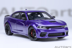 71757 1/18 DODGE CHARGER SCAT PACK WIDEBODY (PLUM CRAZY)