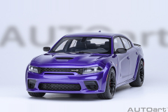 71757 1/18 DODGE CHARGER SCAT PACK WIDEBODY (PLUM CRAZY)