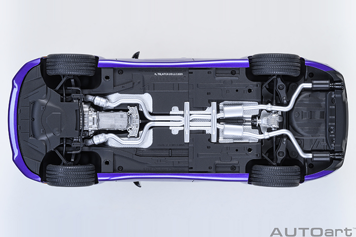 71757 1/18 DODGE CHARGER SCAT PACK WIDEBODY (PLUM CRAZY)