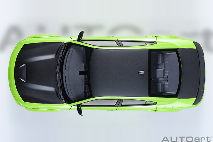 71758 1/18 DODGE CHARGER SCAT PACK WIDEBODY (SUBLIME)