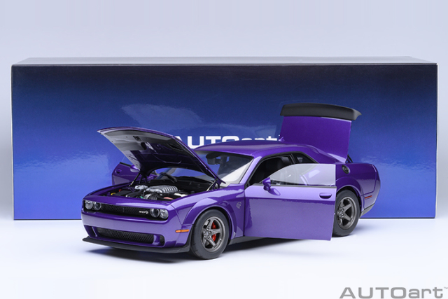 71768 1/18 DODGE CHALLENGER SRT SUPER STOCK 2023 (PLUM CRAZY/PURPLE)
