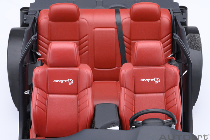 71764 1/18 DODGE CHALLENGER SRT JAILBREAK 2022 (TORRED)