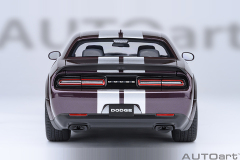 71762 1/18 DODGE CHALLENGER SRT JAILBREAK 2022 (HELLRAISIN/PURPLE)