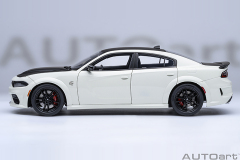 71751 1/18 DODGE CHARGER SRT HELLCAT REDEYE JAILBREAK (KNUCKLE WHITE)