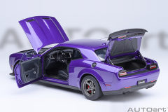 71768 1/18 DODGE CHALLENGER SRT SUPER STOCK 2023 (PLUM CRAZY/PURPLE)