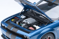 71767 1/18 DODGE CHALLENGER SRT SUPER STOCK 2023 (FROSBITE/BLUE)