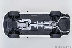 71751 1/18 DODGE CHARGER SRT HELLCAT REDEYE JAILBREAK (KNUCKLE WHITE)