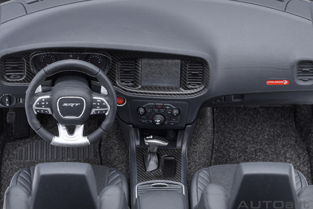 71751 1/18 DODGE CHARGER SRT HELLCAT REDEYE JAILBREAK (KNUCKLE WHITE)