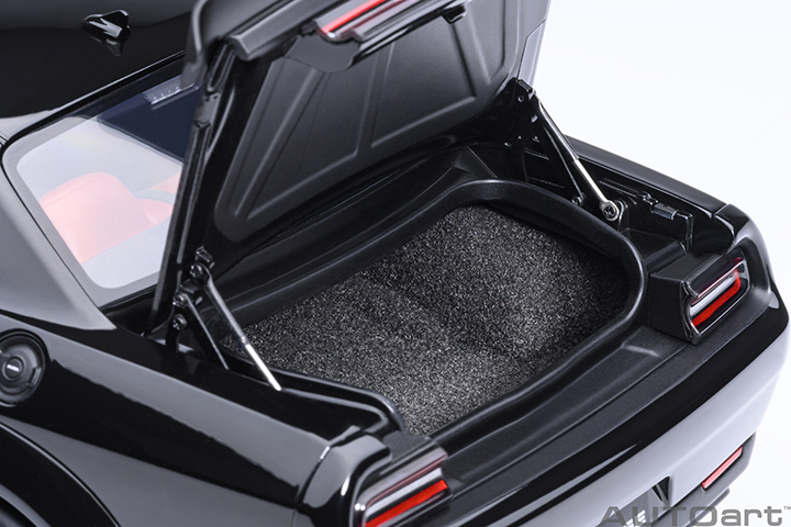 71765 1/18 DODGE CHALLENGER SRT SUPER STOCK 2023 (PITCH BLACK)