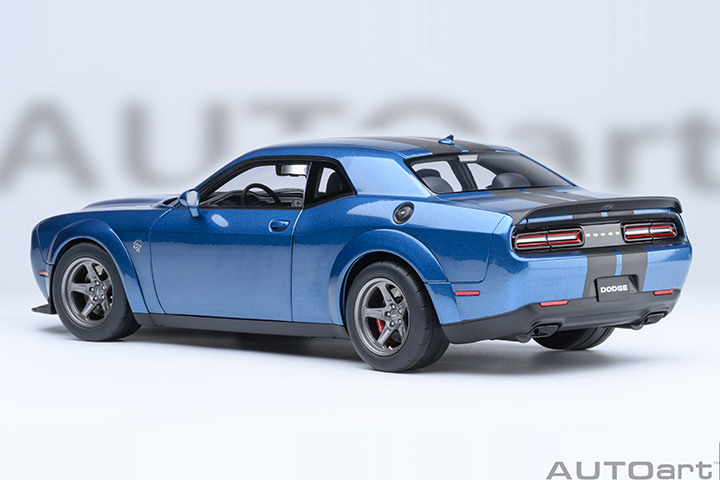 71767 1/18 DODGE CHALLENGER SRT SUPER STOCK 2023 (FROSBITE/BLUE)