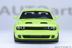 71769 1/18 DODGE CHALLENGER SRT SUPER STOCK 2023 (SUBLIME/GREEN)