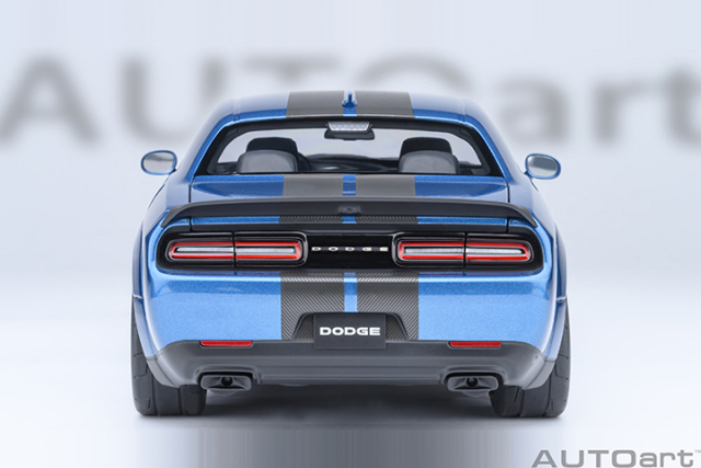 71767 1/18 DODGE CHALLENGER SRT SUPER STOCK 2023 (FROSBITE/BLUE)