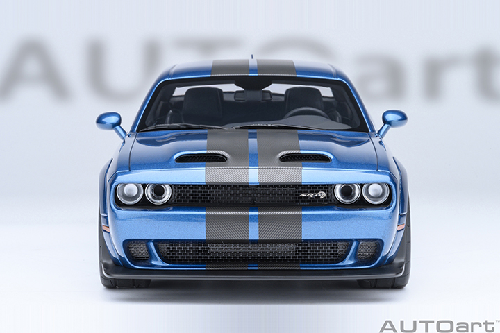 71767 1/18 DODGE CHALLENGER SRT SUPER STOCK 2023 (FROSBITE/BLUE)