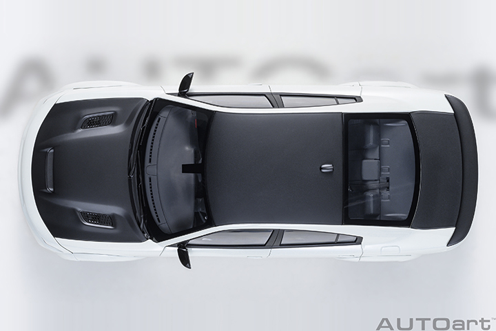 71751 1/18 DODGE CHARGER SRT HELLCAT REDEYE JAILBREAK (KNUCKLE WHITE)