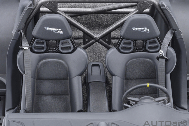 78176 1/18 PORSCHE 911 (991.2) GT3 RS WEISSACH PACKAGE ( WHITE )