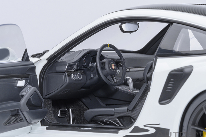 78176 1/18 PORSCHE 911 (991.2) GT3 RS WEISSACH PACKAGE ( WHITE )