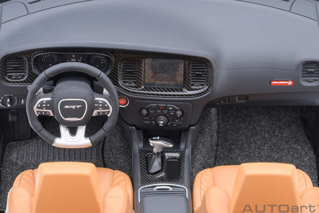 71752 1/18 DODGE CHARGER SRT HELLCAT REDEYE JAILBREAK (F8 GREEN)