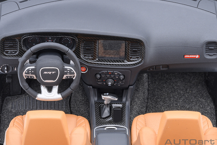 71752 1/18 DODGE CHARGER SRT HELLCAT REDEYE JAILBREAK (F8 GREEN)