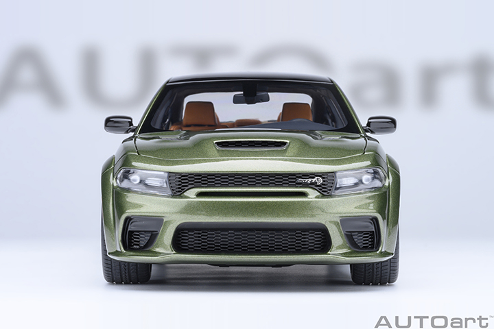 71752 1/18 DODGE CHARGER SRT HELLCAT REDEYE JAILBREAK (F8 GREEN)