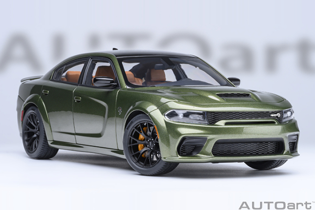 71752 1/18 DODGE CHARGER SRT HELLCAT REDEYE JAILBREAK (F8 GREEN)
