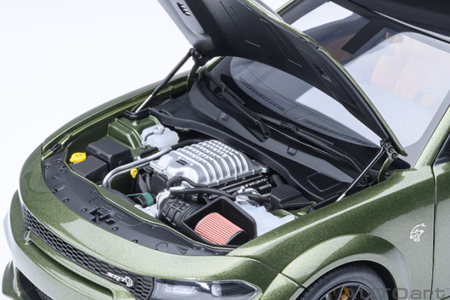 71752 1/18 DODGE CHARGER SRT HELLCAT REDEYE JAILBREAK (F8 GREEN)