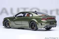 71752 1/18 DODGE CHARGER SRT HELLCAT REDEYE JAILBREAK (F8 GREEN)